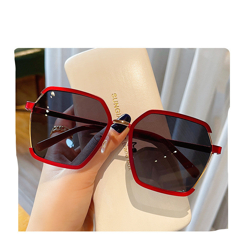 Lunettes de Soleil Oversize Siena - Élégance Intemporelle