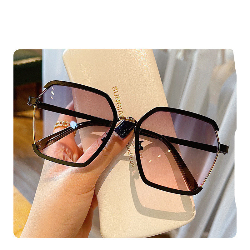 Lunettes de Soleil Oversize Siena - Élégance Intemporelle